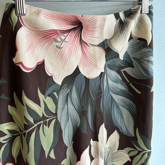 Tommy Bahama 100% Silk Tropical Hibiscus Print Skirt SIZE 8 - Picture 5 of 8